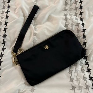 lululemon Curved Wristlet